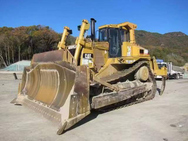 CAT D 9 R - Buldožer: slika 2 CAT D 9 R - Buldožer: slika 2