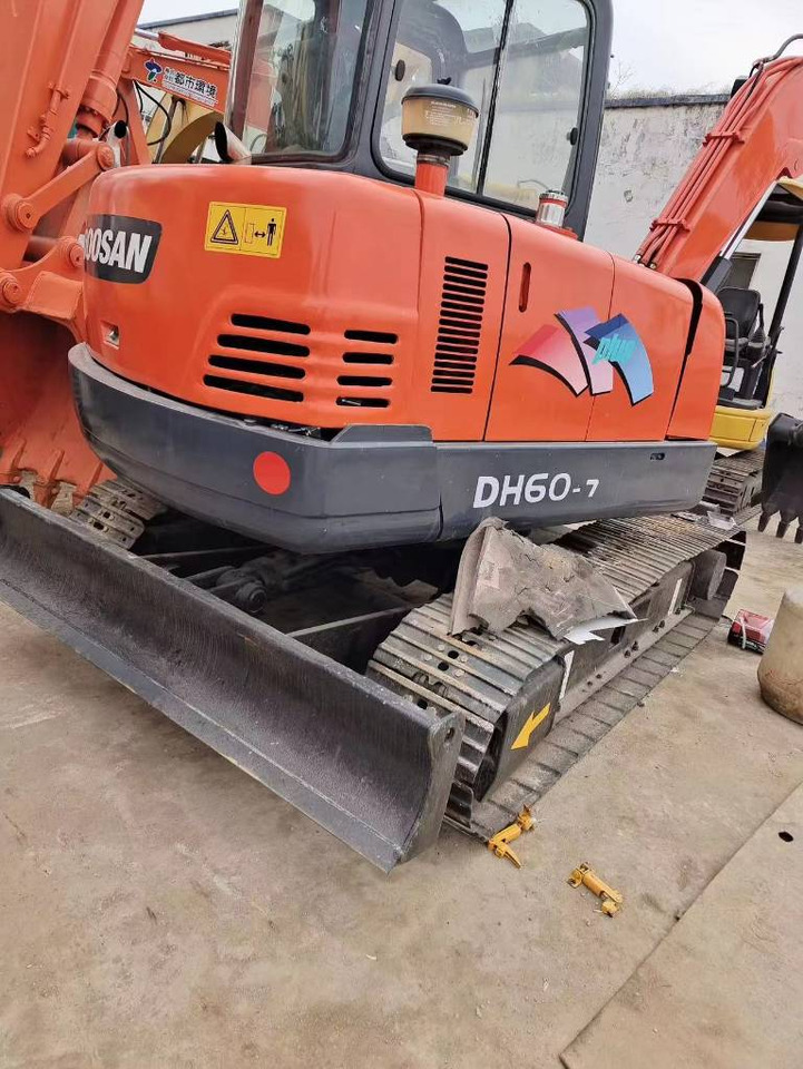 Doosan DH 60-7 - Mini bager: slika 4 Doosan DH 60-7 - Mini bager: slika 4