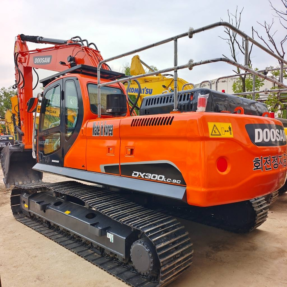Doosan DX 300 - Bager goseničar: slika 1 Doosan DX 300 - Bager goseničar: slika 1