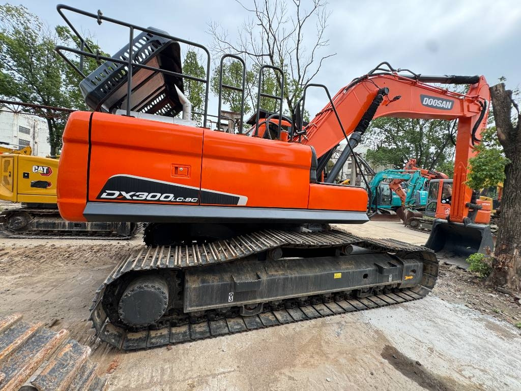 Doosan DX 300 - Bager goseničar: slika 1 Doosan DX 300 - Bager goseničar: slika 1