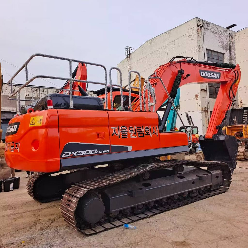 Doosan DX 300 - Bager goseničar: slika 1 Doosan DX 300 - Bager goseničar: slika 1