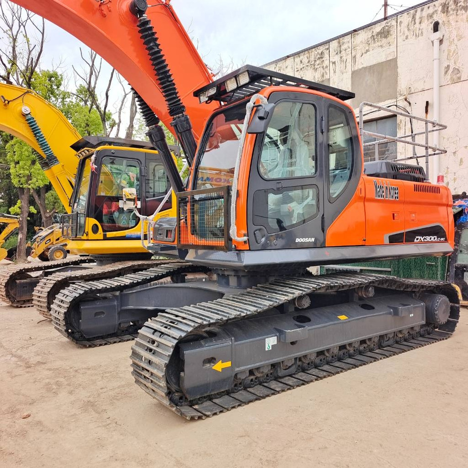 Doosan DX 300 - Bager goseničar: slika 1 Doosan DX 300 - Bager goseničar: slika 1