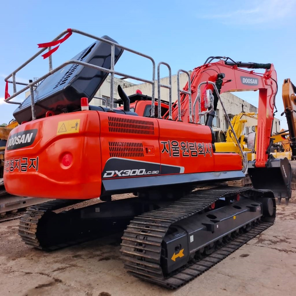 Doosan DX 300 LC-9S - Bager goseničar: slika 2 Doosan DX 300 LC-9S - Bager goseničar: slika 2