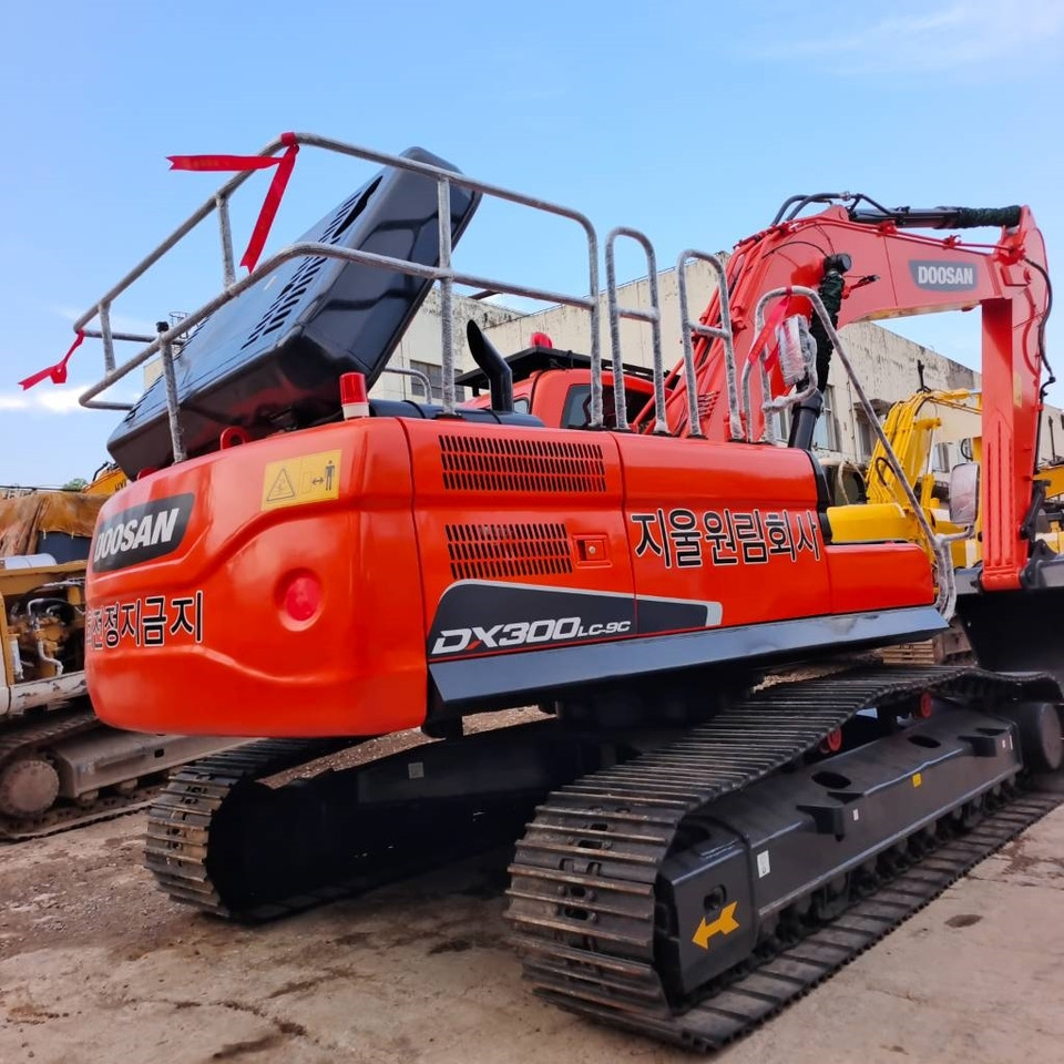 Doosan DX 300 LC-9S - Bager goseničar: slika 3 Doosan DX 300 LC-9S - Bager goseničar: slika 3