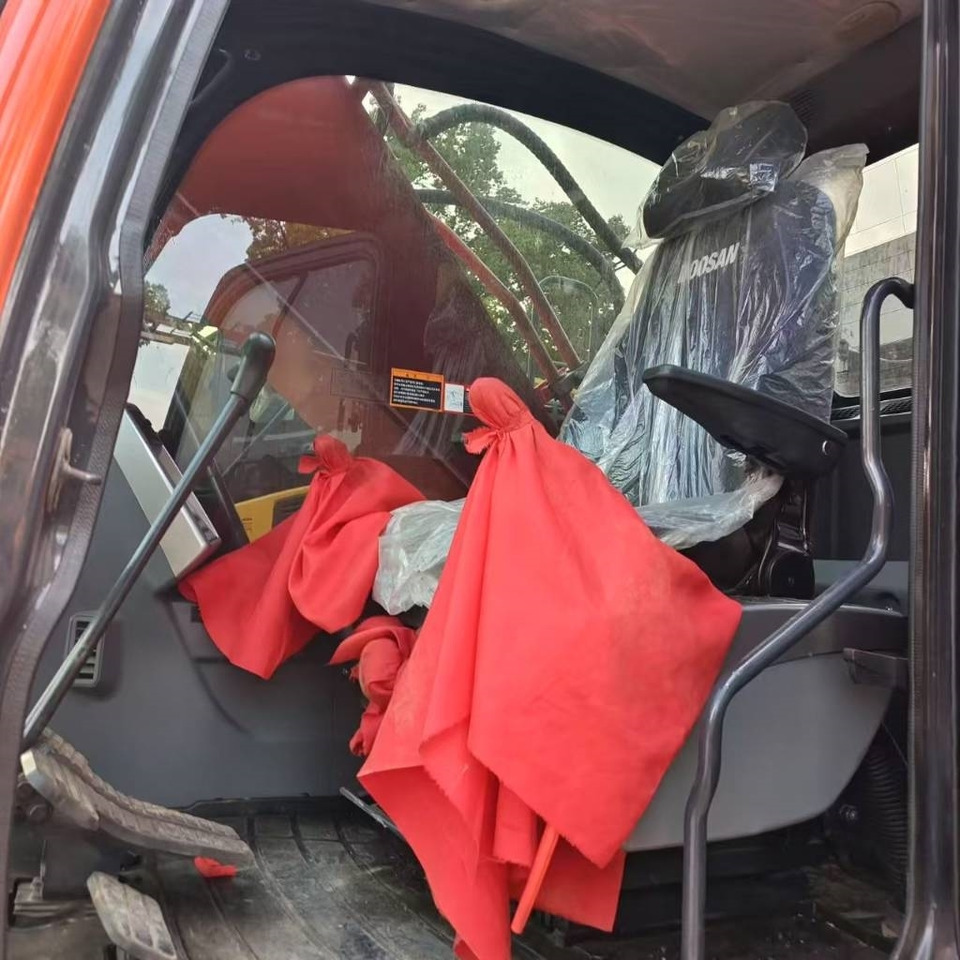 Doosan DX 300 LC - Bager goseničar: slika 4 Doosan DX 300 LC - Bager goseničar: slika 4