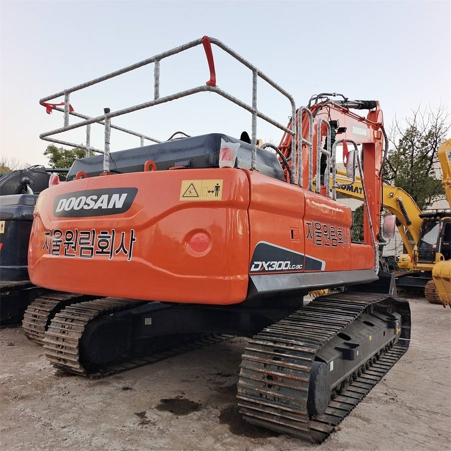 Doosan DX 300 LC - Bager goseničar: slika 2 Doosan DX 300 LC - Bager goseničar: slika 2