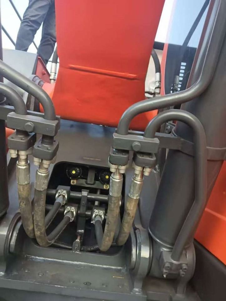 Doosan DX225LC-9C - Bager goseničar: slika 3 Doosan DX225LC-9C - Bager goseničar: slika 3