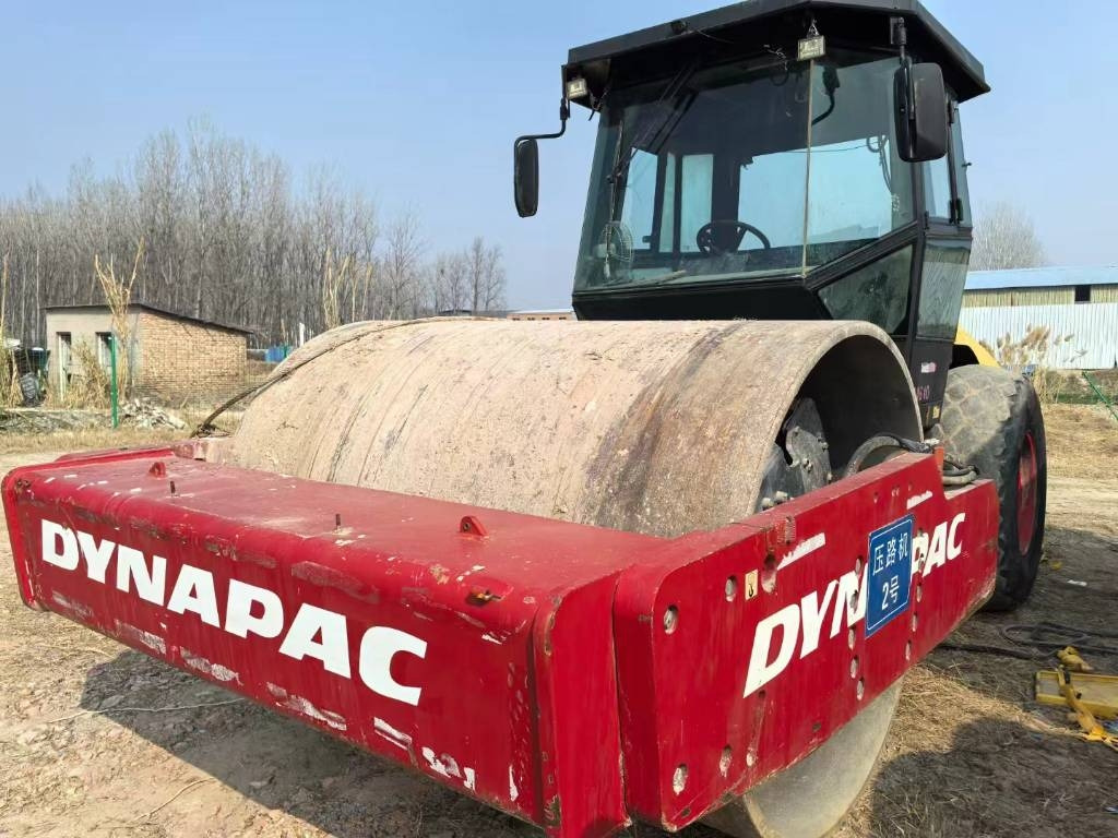 Dynapac CA 610 - Kompaktor: slika 1 Dynapac CA 610 - Kompaktor: slika 1
