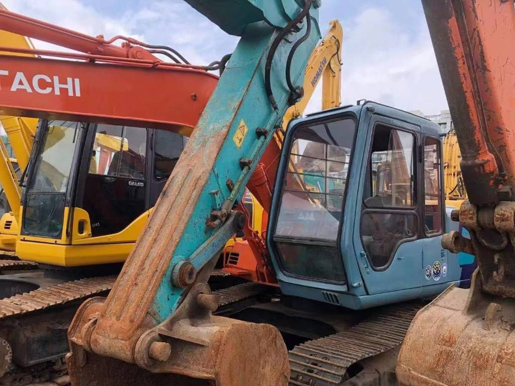 Hitachi EX 120-3 - Bager goseničar: slika 3 Hitachi EX 120-3 - Bager goseničar: slika 3