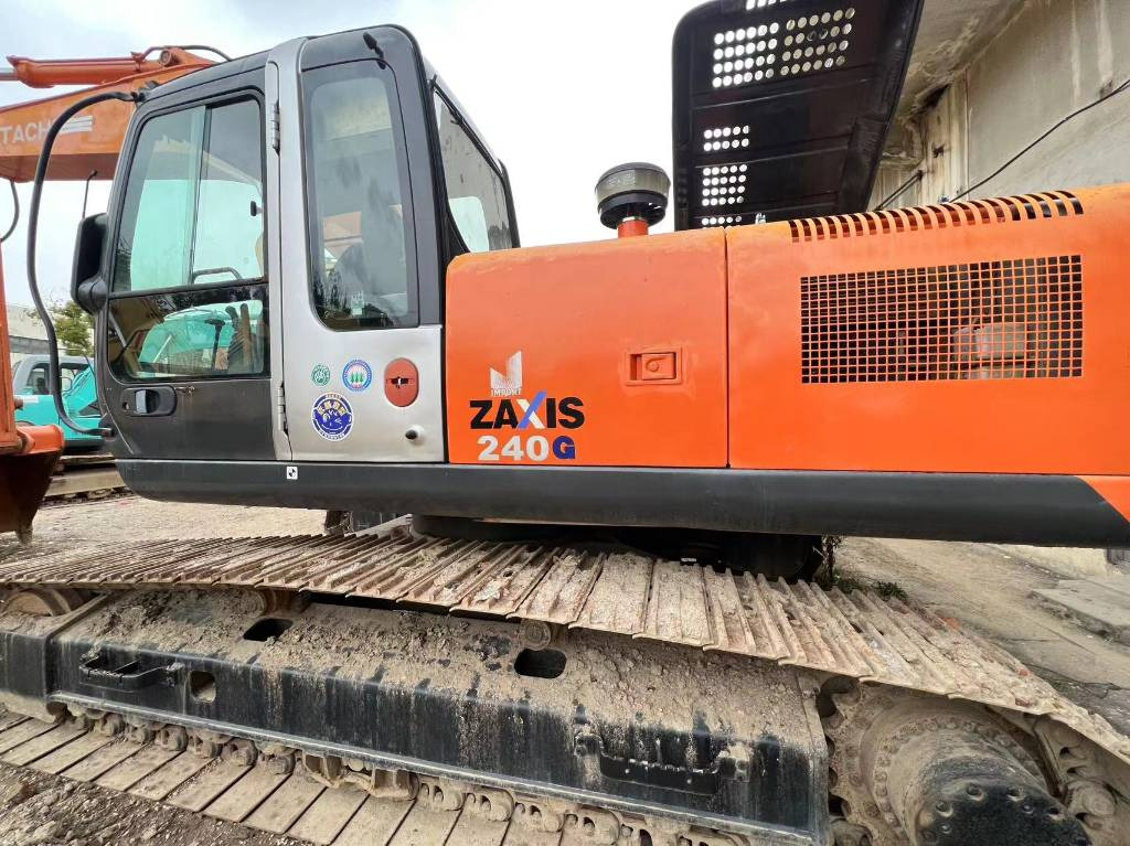 Hitachi ZX 240-3 - Bager goseničar: slika 1 Hitachi ZX 240-3 - Bager goseničar: slika 1