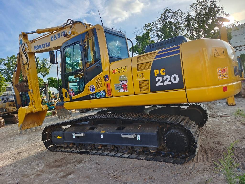 Komatsu PC 220 - Bager goseničar: slika 1 Komatsu PC 220 - Bager goseničar: slika 1