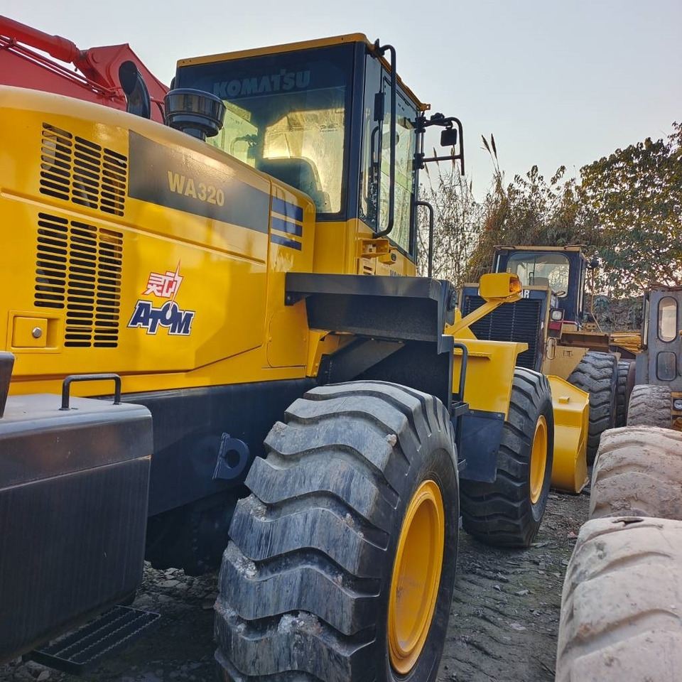 Komatsu WA 320-5 - Kolesni nakladalec: slika 2 Komatsu WA 320-5 - Kolesni nakladalec: slika 2