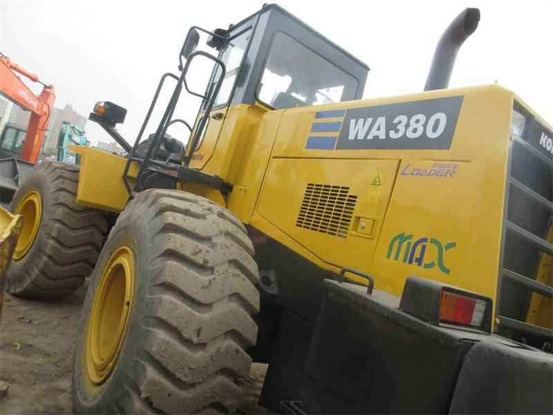 Komatsu WA 380 - Kolesni nakladalec: slika 5 Komatsu WA 380 - Kolesni nakladalec: slika 5