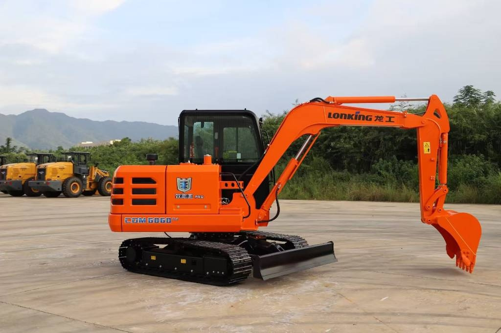 Lonking CDM6060W 100% New machine - Mini bager: slika 1 Lonking CDM6060W 100% New machine - Mini bager: slika 1