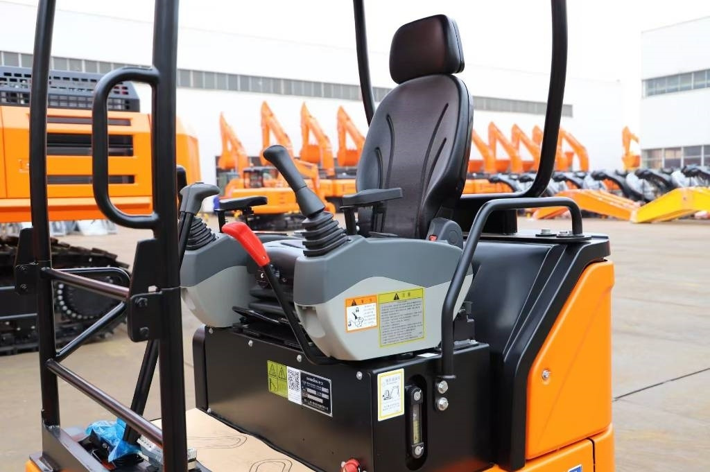 Lonking LG6018 100% New machine - Mini bager: slika 5 Lonking LG6018 100% New machine - Mini bager: slika 5