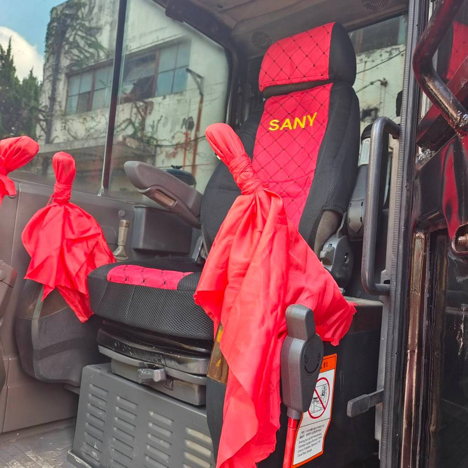 Nov Bager goseničar Sany SY 55 C: slika 10