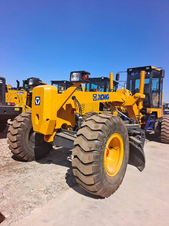 XCMG GR 180 - Greder: slika 1 XCMG GR 180 - Greder: slika 1