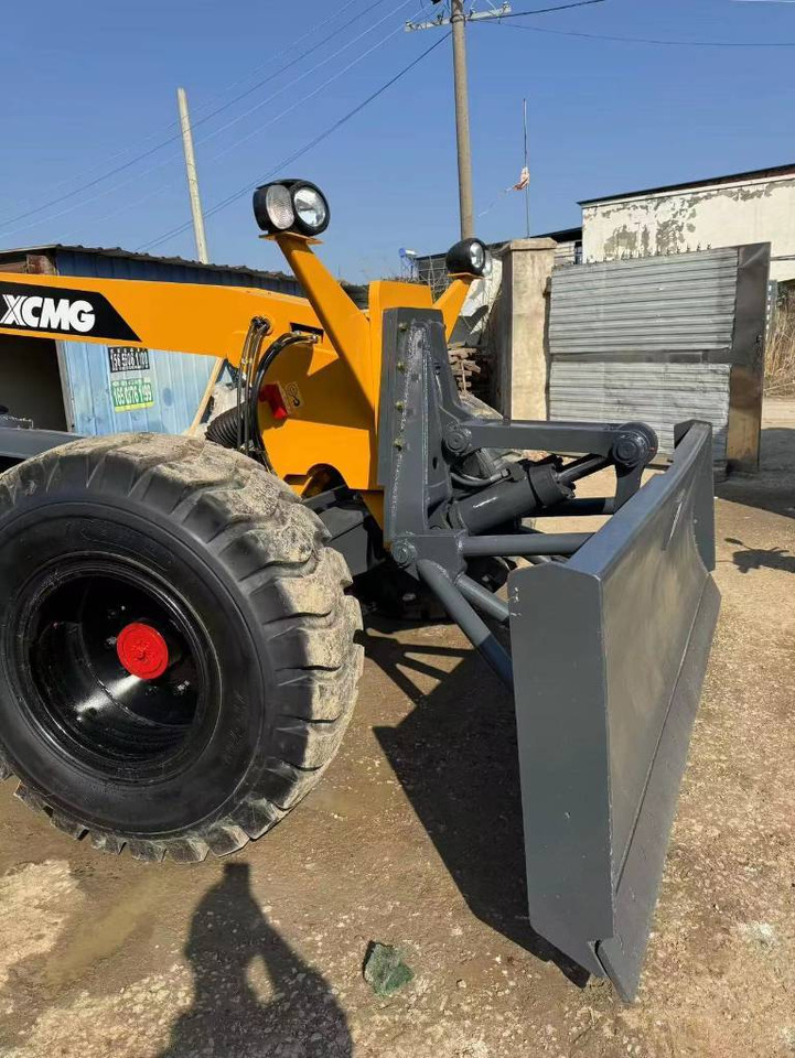 XCMG GR 2153 - Greder: slika 2 XCMG GR 2153 - Greder: slika 2