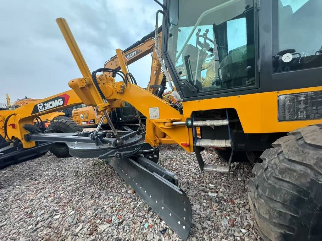 XCMG GR2153 - Greder: slika 4 XCMG GR2153 - Greder: slika 4