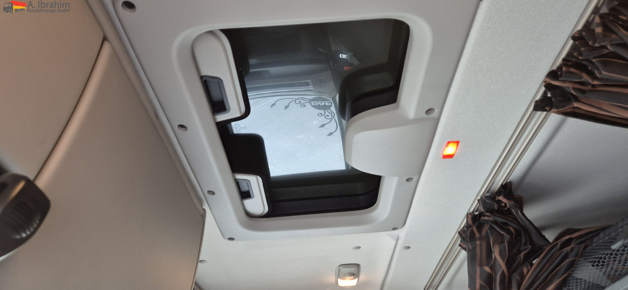 Daf XF 450 FAR Edscha Liftachse auch als Komplettzug !! - Tovornjak s ponjavo: slika 5 Daf XF 450 FAR Edscha Liftachse auch als Komplettzug !! - Tovornjak s ponjavo: slika 5