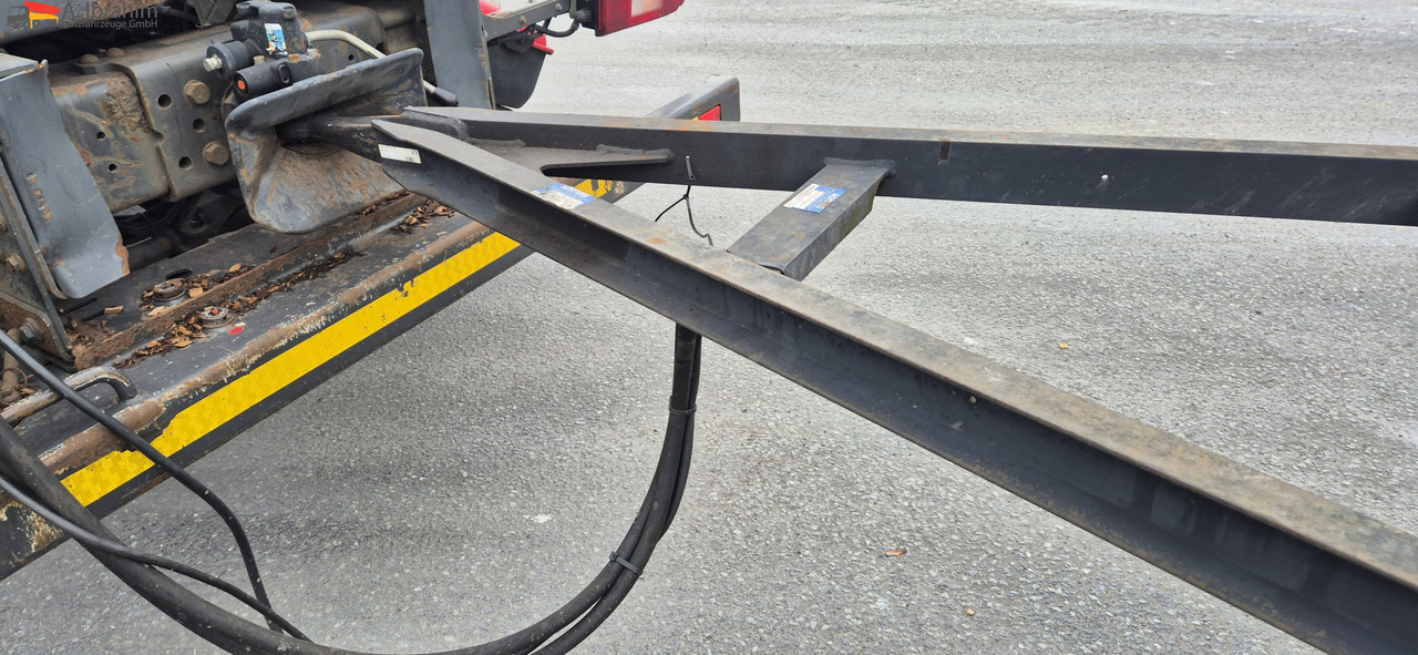 Hueffermann HSA 1870 mit Schlitten Zustand normal - Abrol/ Samonakladalec prikolica: slika 2 Hueffermann HSA 1870 mit Schlitten Zustand normal - Abrol/ Samonakladalec prikolica: slika 2