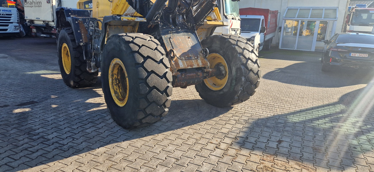 Komatsu WA 200 technisch ok. technische Wartung beim Komatsu Service - Kolesni nakladalec: slika 3 Komatsu WA 200 technisch ok. technische Wartung beim Komatsu Service - Kolesni nakladalec: slika 3