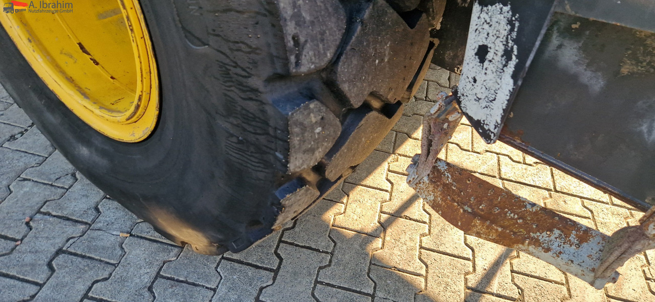 Komatsu WA 200 technisch ok. technische Wartung beim Komatsu Service - Kolesni nakladalec: slika 2 Komatsu WA 200 technisch ok. technische Wartung beim Komatsu Service - Kolesni nakladalec: slika 2