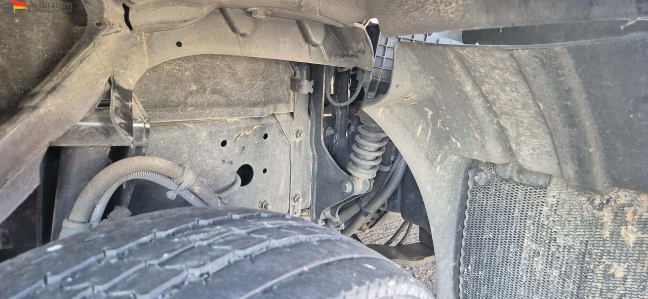 MAN TGL 8.160 4x2 Brotkoffer mit Kühlfach nicht fahrbereit ! nicht rollfähig - Hladilno vozilo: slika 5 MAN TGL 8.160 4x2 Brotkoffer mit Kühlfach nicht fahrbereit ! nicht rollfähig - Hladilno vozilo: slika 5