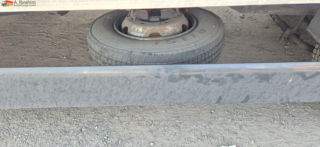 MAN TGL 8.160 4x2 Brotkoffer mit Kühlfach nicht fahrbereit ! nicht rollfähig - Hladilno vozilo: slika 3 MAN TGL 8.160 4x2 Brotkoffer mit Kühlfach nicht fahrbereit ! nicht rollfähig - Hladilno vozilo: slika 3