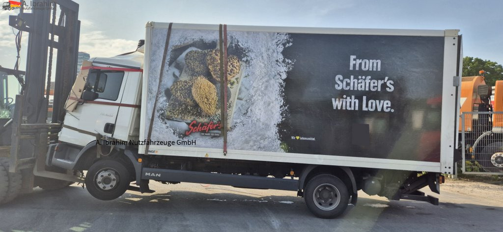 MAN TGL 8.160 4x2 Brotkoffer mit Kühlfach nicht fahrbereit ! nicht rollfähig - Hladilno vozilo: slika 1 MAN TGL 8.160 4x2 Brotkoffer mit Kühlfach nicht fahrbereit ! nicht rollfähig - Hladilno vozilo: slika 1