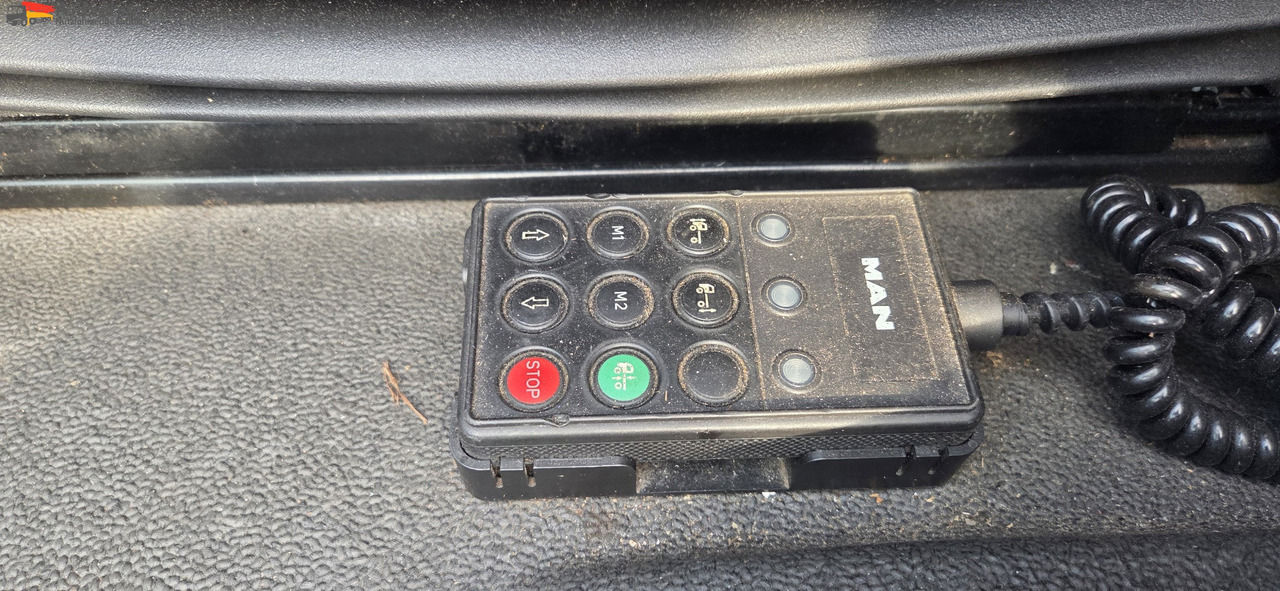 MAN TGM 18.290 Carrier Supra 950 U | LBW | 2 Kammer MT | Schneeketten - Tovornjak hladilnik: slika 4 MAN TGM 18.290 Carrier Supra 950 U | LBW | 2 Kammer MT | Schneeketten - Tovornjak hladilnik: slika 4