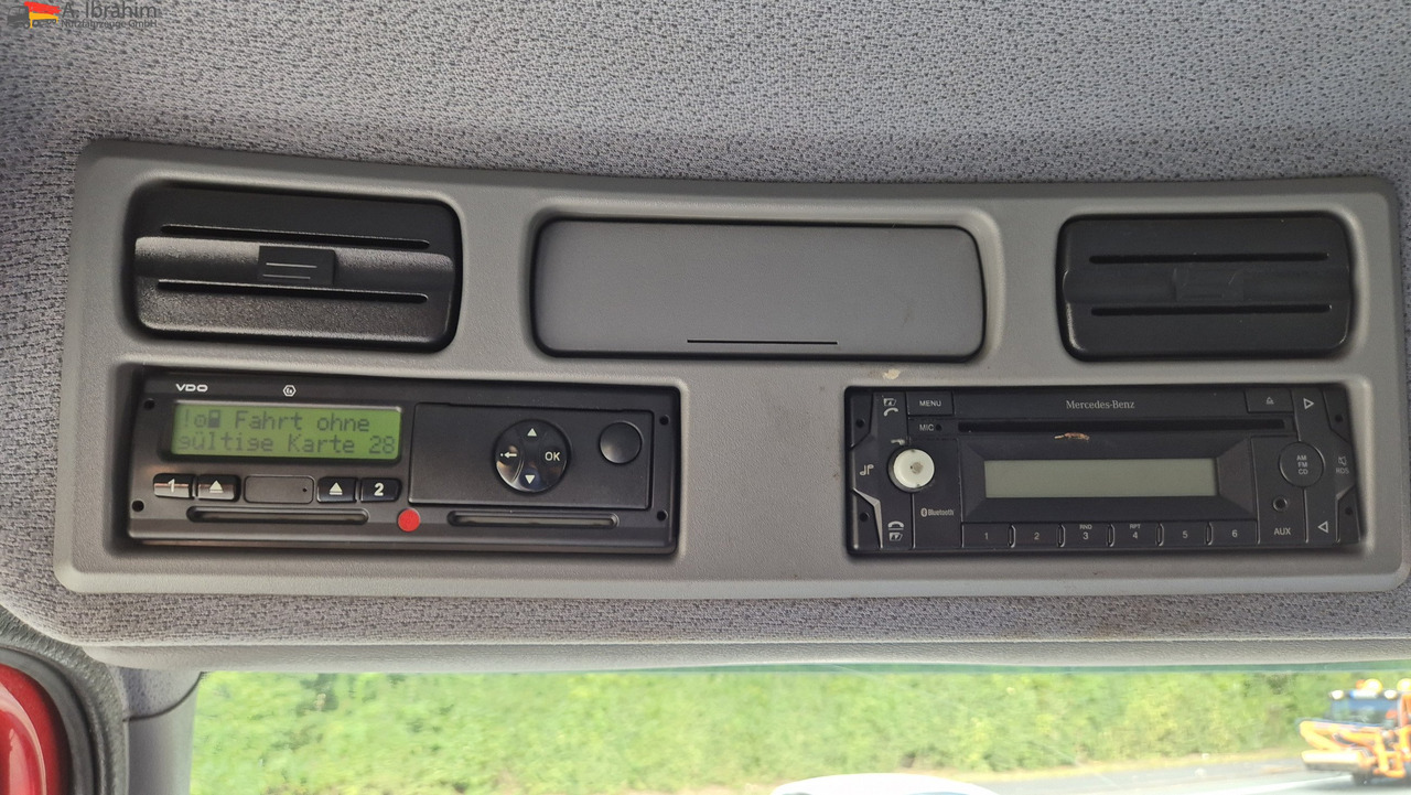 Mercedes-Benz 1222 Werkstattkoffer mit Regalsystem - Tovornjak zabojnik: slika 3 Mercedes-Benz 1222 Werkstattkoffer mit Regalsystem - Tovornjak zabojnik: slika 3