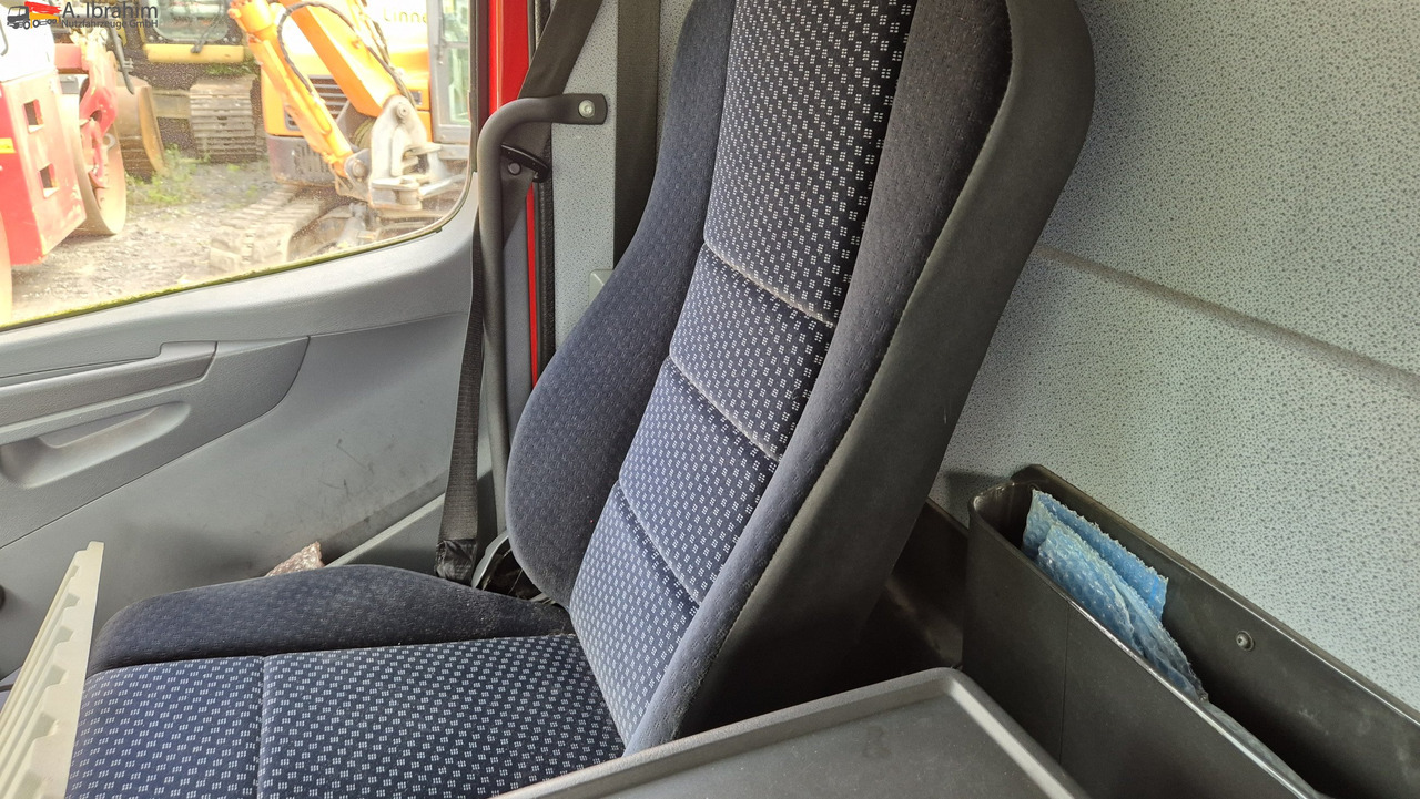 Mercedes-Benz 1222 Werkstattkoffer mit Regalsystem - Tovornjak zabojnik: slika 5 Mercedes-Benz 1222 Werkstattkoffer mit Regalsystem - Tovornjak zabojnik: slika 5