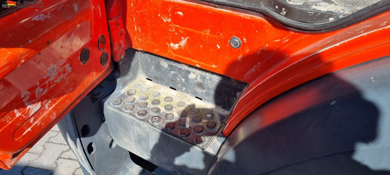 Mercedes-Benz 1722 Dachdeckerkran Cormach 30000 TECH, - Tovornjak z dvigalom, Tovornjak s kesonom: slika 5 Mercedes-Benz 1722 Dachdeckerkran Cormach 30000 TECH, - Tovornjak z dvigalom, Tovornjak s kesonom: slika 5