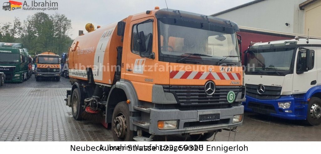 Mercedes-Benz 1823 DB 1823,Optifant 70, einsatzbereit - Vozilo za pometanje: slika 1 Mercedes-Benz 1823 DB 1823,Optifant 70, einsatzbereit - Vozilo za pometanje: slika 1