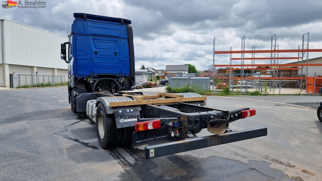 Mercedes-Benz 1845 Retarder, Klima, Navi als Teileträger, Motor defekt - Tovornjak-šasija: slika 3 Mercedes-Benz 1845 Retarder, Klima, Navi als Teileträger, Motor defekt - Tovornjak-šasija: slika 3