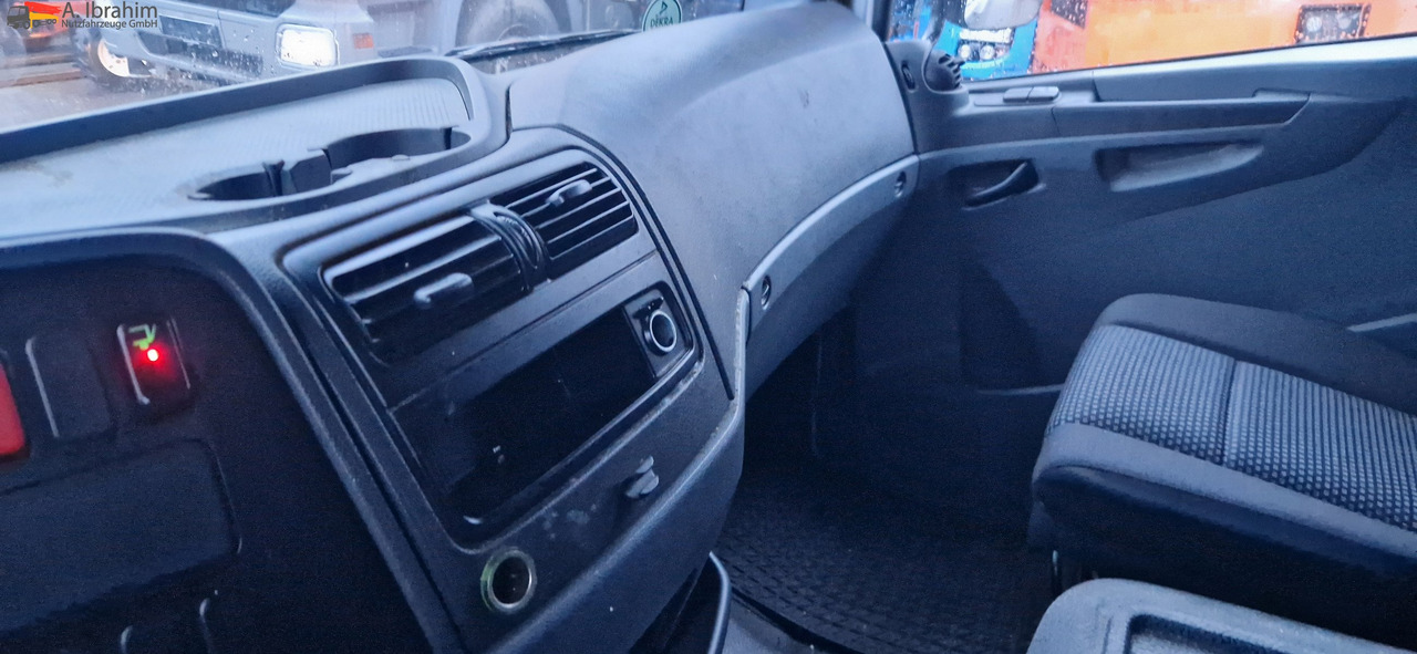 Mercedes-Benz 816 Koffer, LBW - Dostavno vozilo z zabojnikom: slika 2 Mercedes-Benz 816 Koffer, LBW - Dostavno vozilo z zabojnikom: slika 2