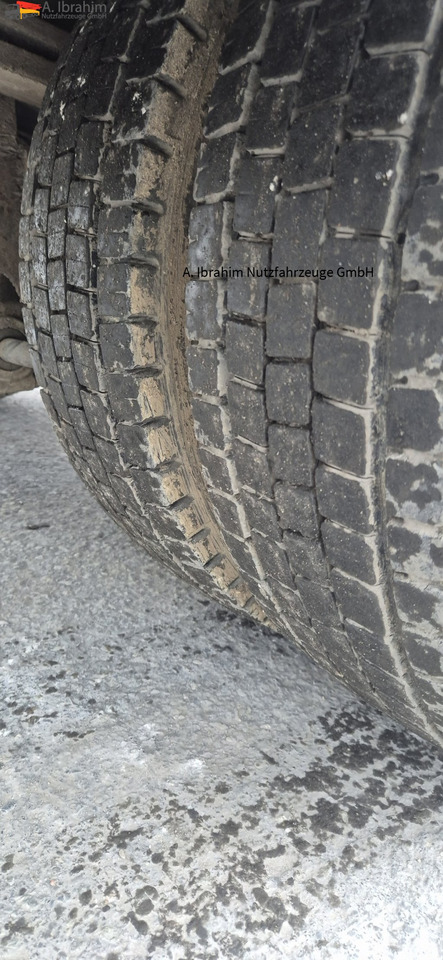 Mercedes-Benz 817 Möbelkoffer - Dostavno vozilo z zabojnikom: slika 5 Mercedes-Benz 817 Möbelkoffer - Dostavno vozilo z zabojnikom: slika 5