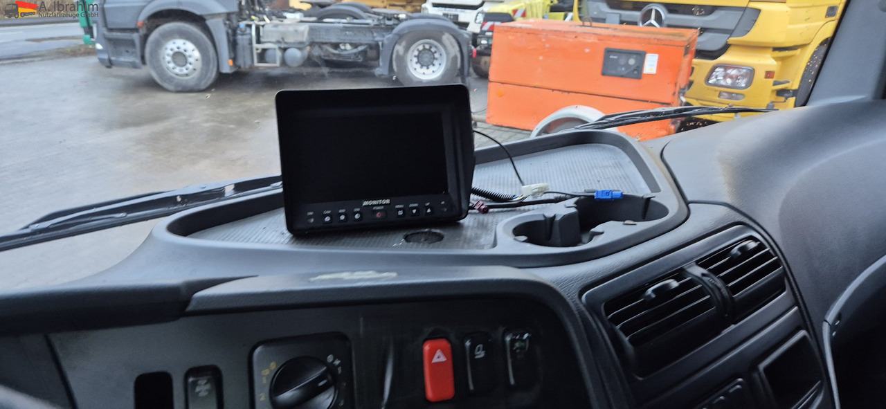 Mercedes-Benz 818L LBW, Luftfederung - Dostavno vozilo z zabojnikom: slika 2 Mercedes-Benz 818L LBW, Luftfederung - Dostavno vozilo z zabojnikom: slika 2