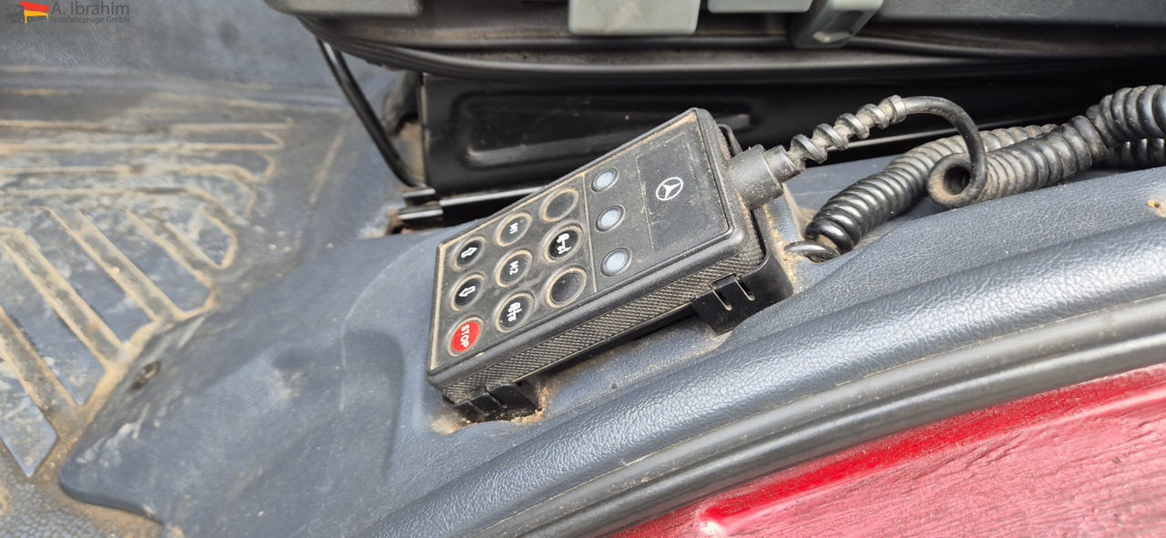 Mercedes-Benz Atego 823 LBW | Radstand 4900 mm | 7.2 m Pritsche Klima | 3 Pedals - Dostavno vozilo s ponjavo: slika 5 Mercedes-Benz Atego 823 LBW | Radstand 4900 mm | 7.2 m Pritsche Klima | 3 Pedals - Dostavno vozilo s ponjavo: slika 5