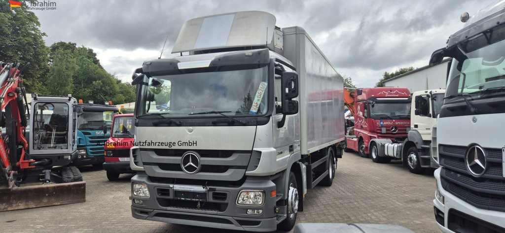 Mercedes-Benz DB 2536, 7,50 m Koffer LBW, Kamera, Carrier 850 Liftachse - Tovornjak hladilnik: slika 1 Mercedes-Benz DB 2536, 7,50 m Koffer LBW, Kamera, Carrier 850 Liftachse - Tovornjak hladilnik: slika 1