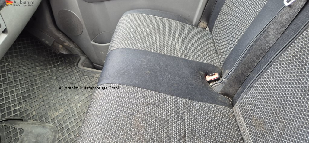 Mercedes-Benz DB 313 Sprinter Werstatt, Service, einsatzbereit ATM mit ca. 160 tkm - Mali kombi: slika 3 Mercedes-Benz DB 313 Sprinter Werstatt, Service, einsatzbereit ATM mit ca. 160 tkm - Mali kombi: slika 3