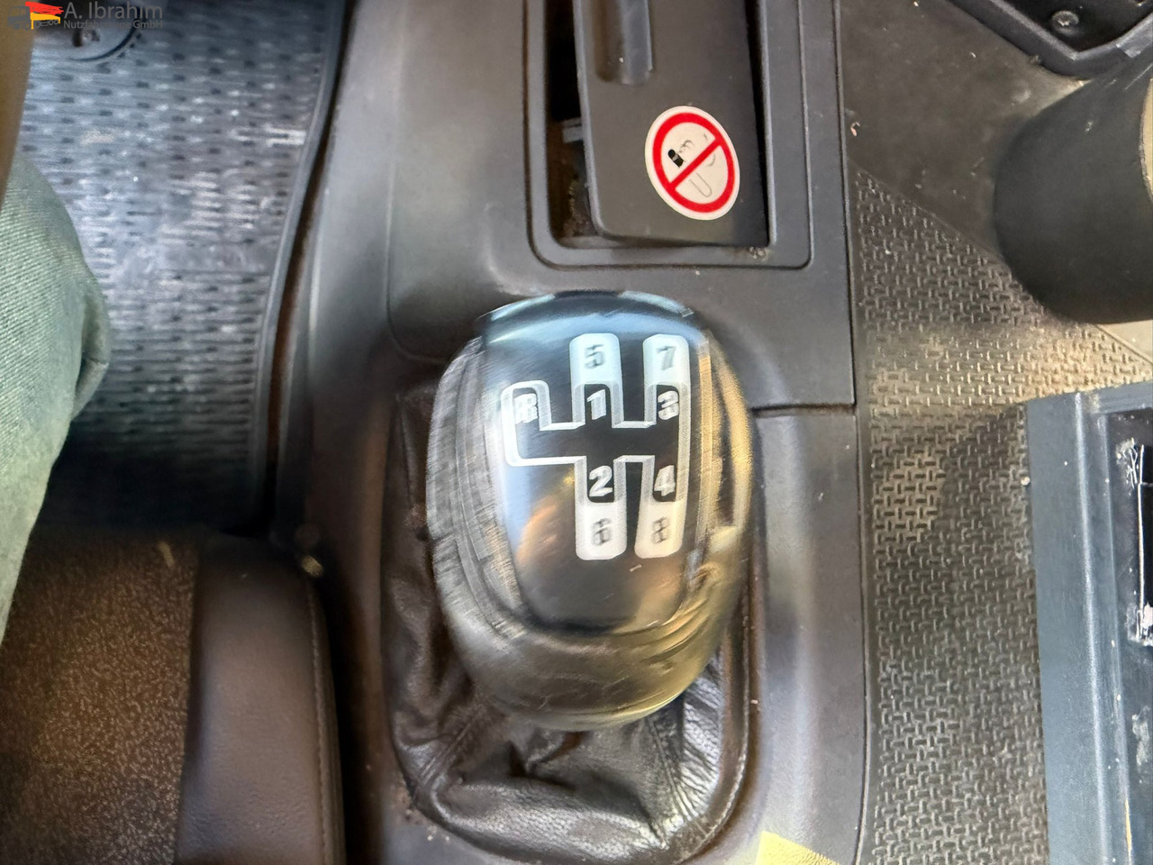 Scania B4X2 Edelstahlkipper für Tierkörperbeseitigung Kran MKG - Smetarski tovornjak: slika 3 Scania B4X2 Edelstahlkipper für Tierkörperbeseitigung Kran MKG - Smetarski tovornjak: slika 3