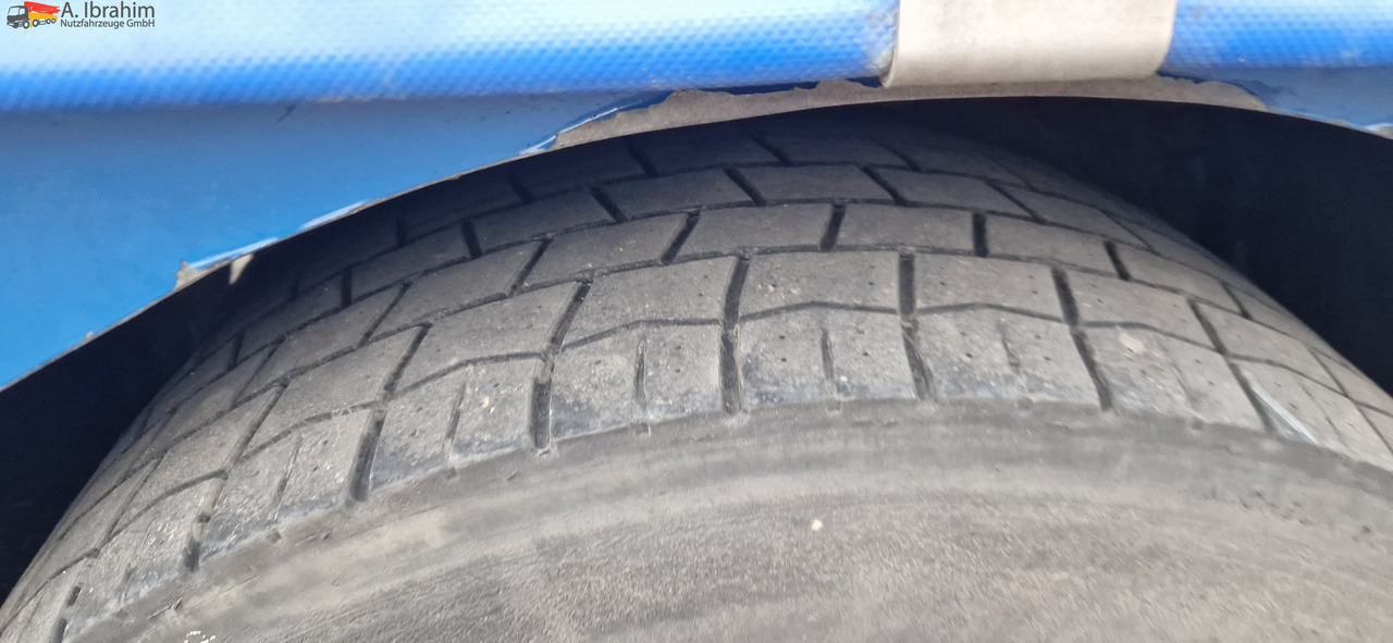 Scania R410 Retarder, Klima, Standklima Top Zustand!! - Tovornjak s ponjavo: slika 5 Scania R410 Retarder, Klima, Standklima Top Zustand!! - Tovornjak s ponjavo: slika 5