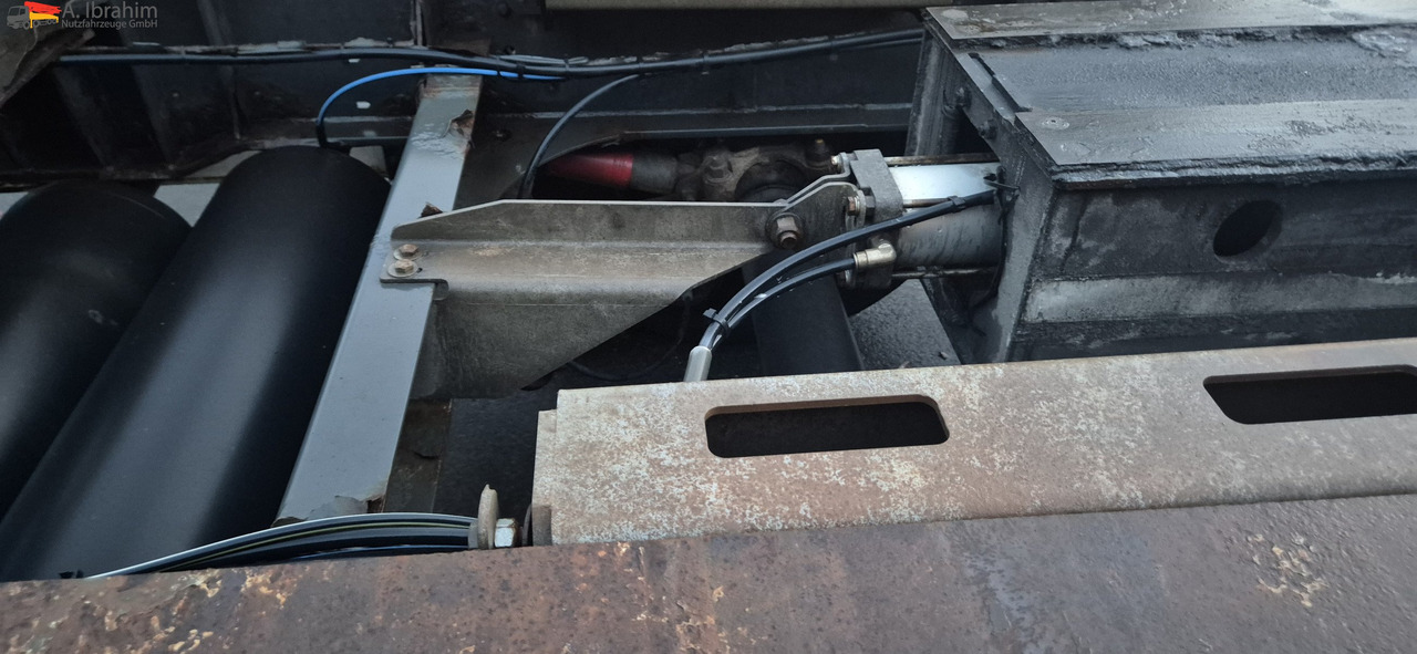 Schmitz SCF24 2x20,30,40,45 ft Multichassis, ausziehbar - Kontejnerska polprikolica/ Polprikolica z zamenljivim tovoriščem: slika 5 Schmitz SCF24 2x20,30,40,45 ft Multichassis, ausziehbar - Kontejnerska polprikolica/ Polprikolica z zamenljivim tovoriščem: slika 5