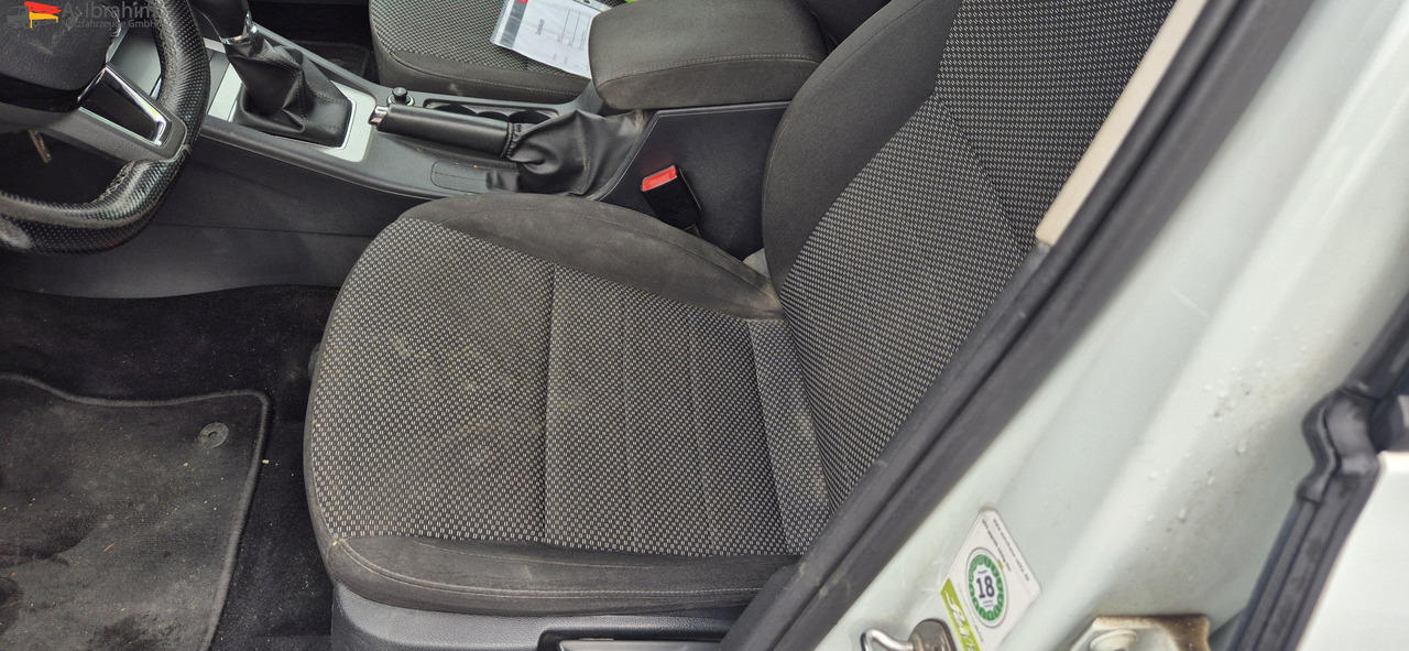 Skoda Octavia 2.0 TDI | 8-fach bereift - Avtomobil: slika 4 Skoda Octavia 2.0 TDI | 8-fach bereift - Avtomobil: slika 4