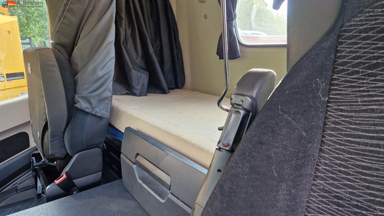 Mercedes-Benz 1840 Actros, 3x vorhanden, identisch - Vlačilec: slika 5 Mercedes-Benz 1840 Actros, 3x vorhanden, identisch - Vlačilec: slika 5