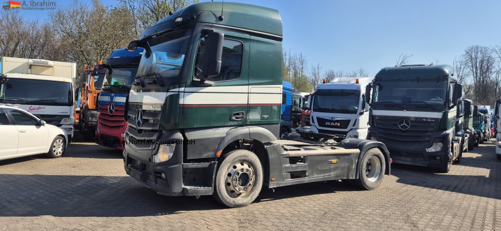 Mercedes-Benz 1840 Actros, 3x vorhanden, identisch - Vlačilec: slika 1 Mercedes-Benz 1840 Actros, 3x vorhanden, identisch - Vlačilec: slika 1