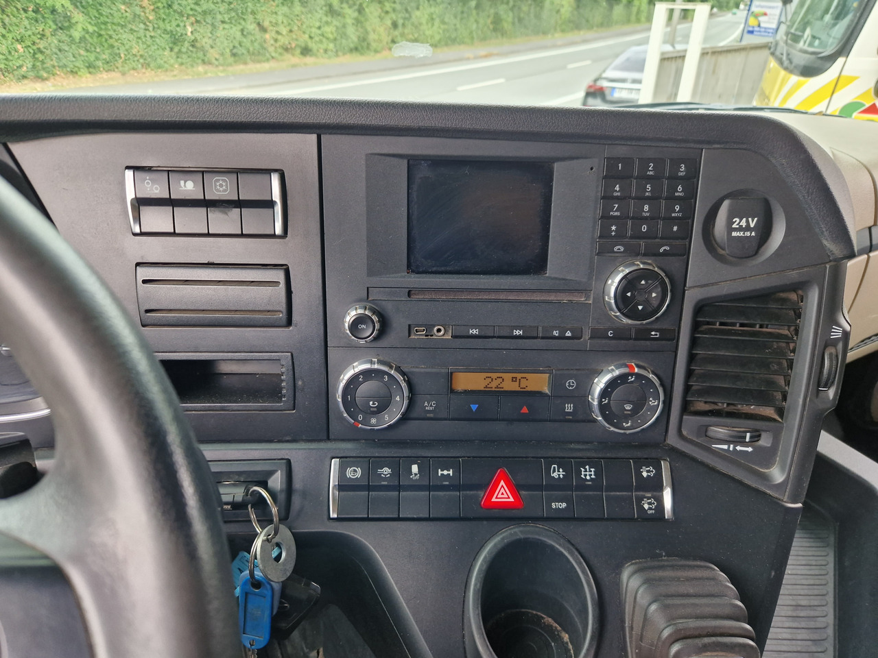 Mercedes-Benz 1843 Klima, Retarder, Topzustand, einsatzbereit Kipphydraulik - Vlačilec: slika 2 Mercedes-Benz 1843 Klima, Retarder, Topzustand, einsatzbereit Kipphydraulik - Vlačilec: slika 2