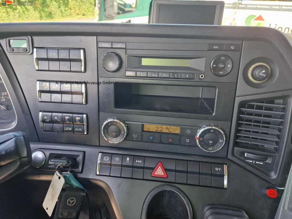 Mercedes-Benz 1845 Retarder, Klima, Navi Schneeketten, Euro 5 - Vlačilec: slika 3 Mercedes-Benz 1845 Retarder, Klima, Navi Schneeketten, Euro 5 - Vlačilec: slika 3